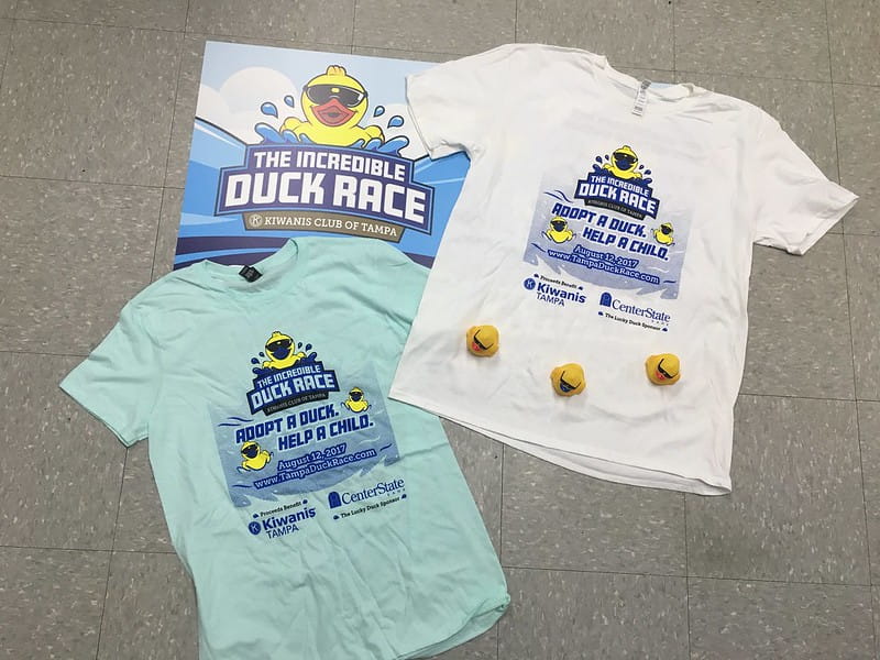 T-shirts screen for the duck festival