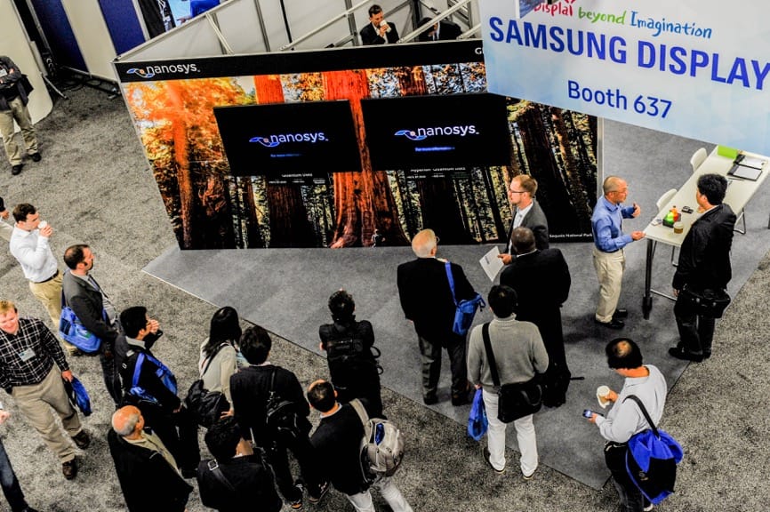 Samsung display booth and crowd